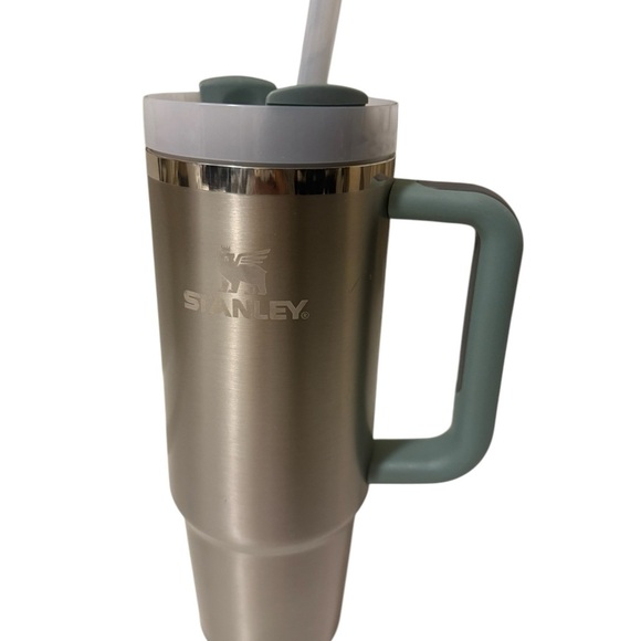 Stanley 30 OZ Stainless Steel Tumbler with Handle - Picture 8 of 8